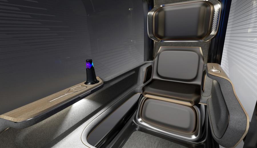 Интерьер Toyota e-4me 2019 года  (фото 4 из 5)